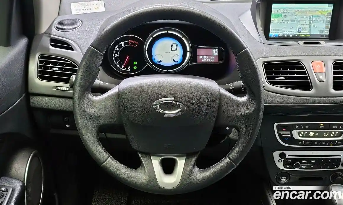 Renault SM3 2015 1.6 Автомат в Москве № 209392, фото 5