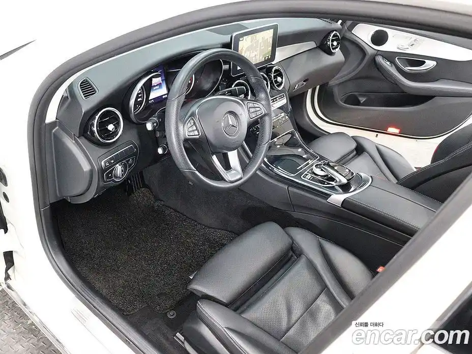 Mercedes-Benz C-Class 2018 2.1 Автомат в Москве № 211928, фото 16