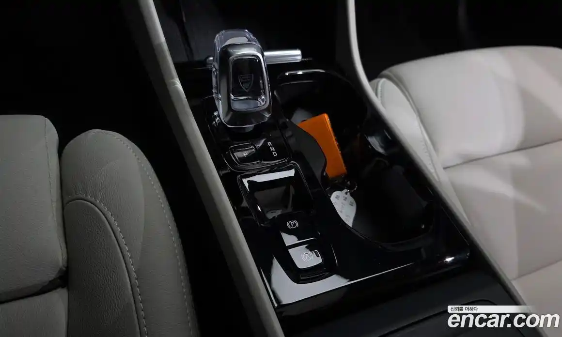 Volvo XC40 2025 2.0 Автомат в Москве № 212789, фото 18