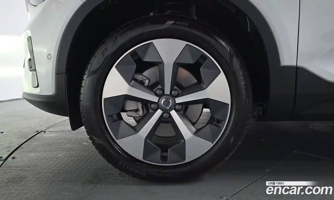 Volvo XC40 2025 2.0 Автомат в Москве № 212789, фото 20