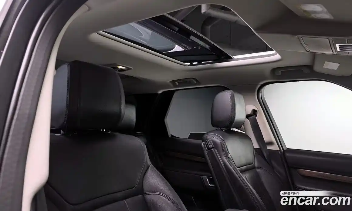 Land Rover Discovery 2018 3.0 Автомат в Москве № 213732, фото 19