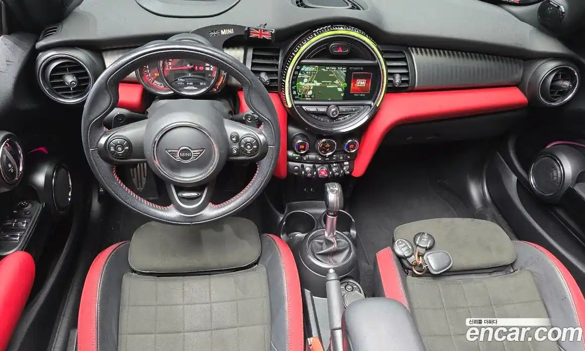 Mini Cooper Convertible 2019 2.0 Автомат в Москве № 214250, фото 6