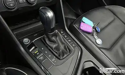 Volkswagen Tiguan, 2020