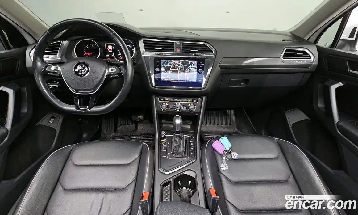 Volkswagen Tiguan 2020 2.0 Автомат в Москве № 215119, фото 13