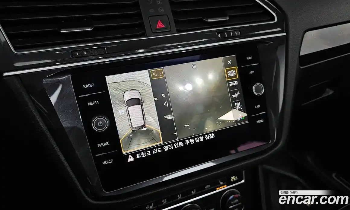 Volkswagen Tiguan 2020 2.0 Автомат в Москве № 215119, фото 19