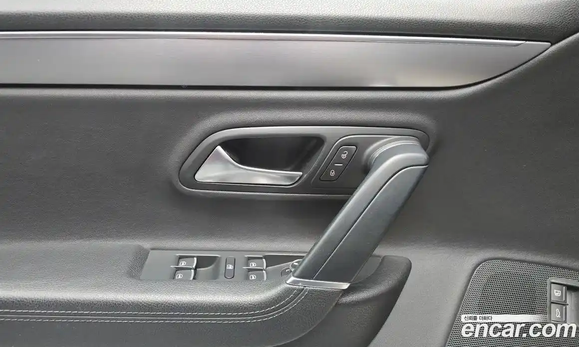 Volkswagen CC 2015 2.0 Автомат в Москве № 215275, фото 13