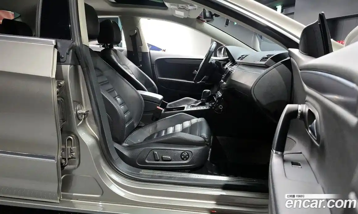 Volkswagen CC 2015 2.0 Автомат в Москве № 215275, фото 9