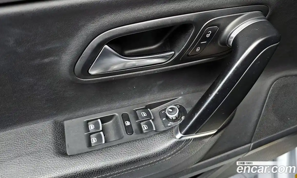 Volkswagen CC 2013 2.0 Автомат в Москве № 215381, фото 19