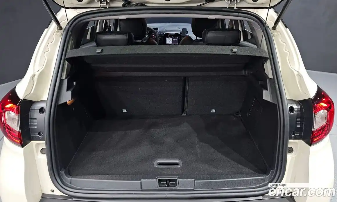 Renault QM3 2018 1.5 Автомат в Москве № 221063, фото 20