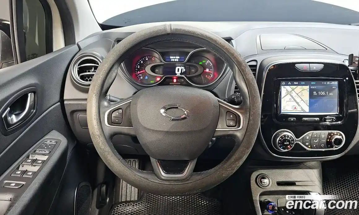 Renault QM3 2018 1.5 Автомат в Москве № 221063, фото 3