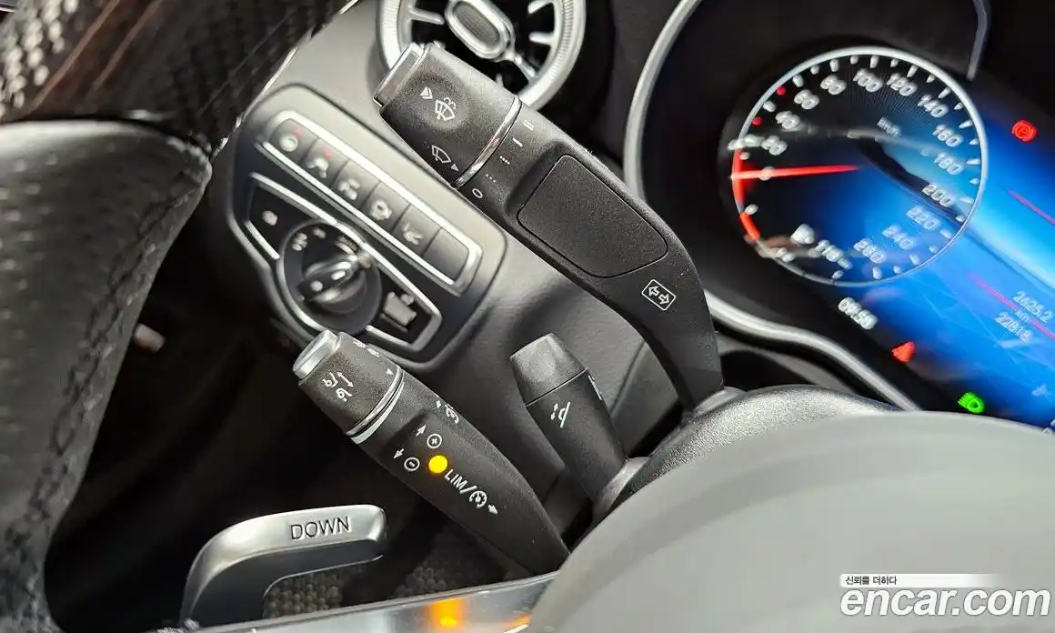 Mercedes-Benz GLC-Class 2018 4.0 Автомат в Москве № 221826, фото 18