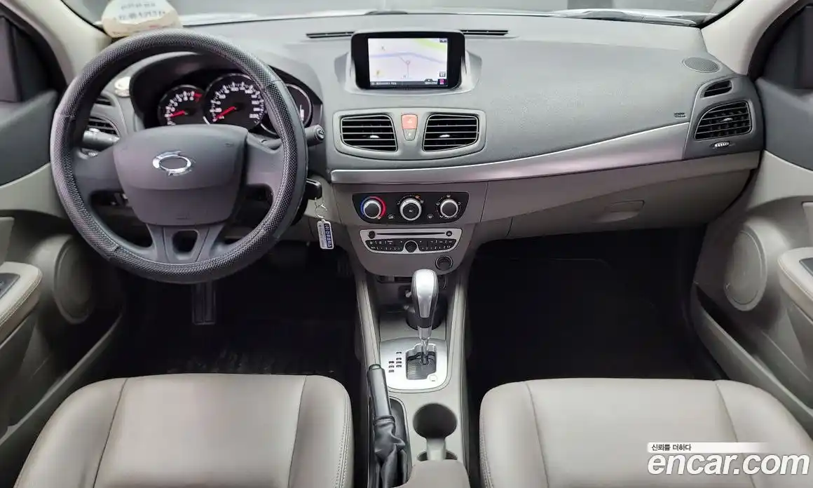 Renault SM3 2010 1.6 Автомат в Москве № 222728, фото 16