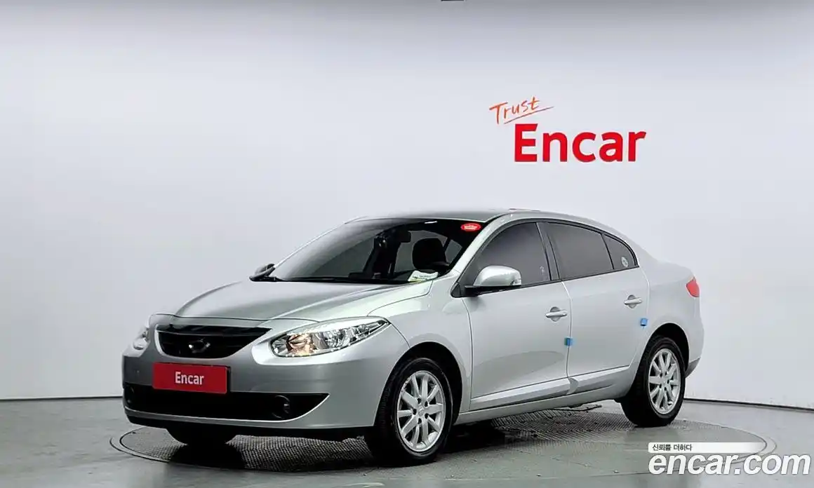 Renault SM3 2010 1.6 Автомат в Москве № 222728, фото 10