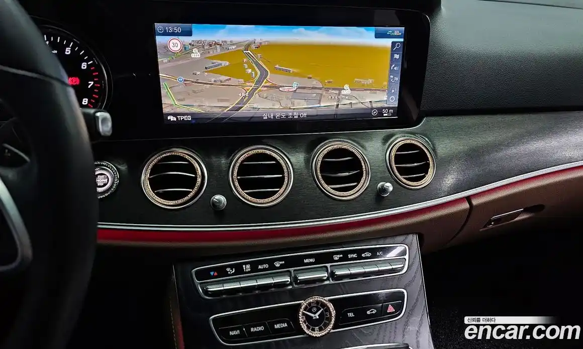 Mercedes-Benz E-Class 2020 2.0 Автомат в Москве № 222969, фото 15