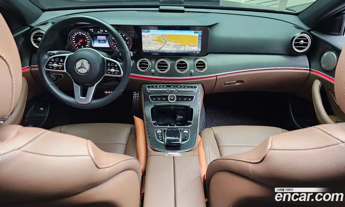 Mercedes-Benz E-Class 2020 2.0 Автомат в Москве № 222969, фото 3