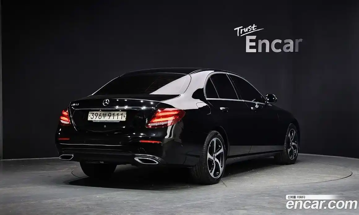 Mercedes-Benz E-Class 2020 2.0 Автомат в Москве № 222969, фото 9