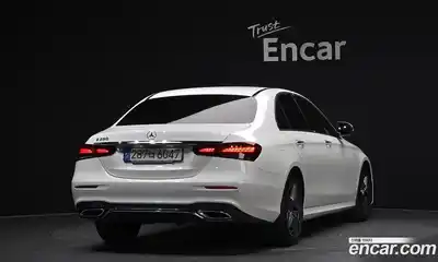 Mercedes-Benz E-Class 2023 2.0 Автомат в Москве № 223981, миниатюра 4