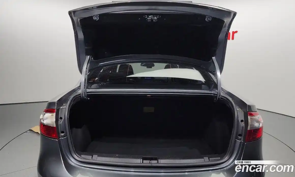 Renault SM3 2016 1.6 Автомат в Москве № 226041, фото 20