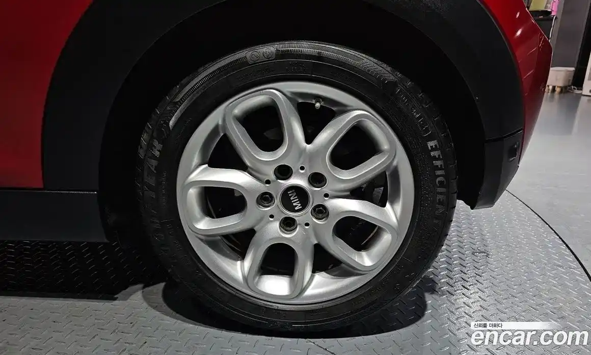 Mini Cooper 2015 1.5 Автомат в Москве № 226962, фото 5