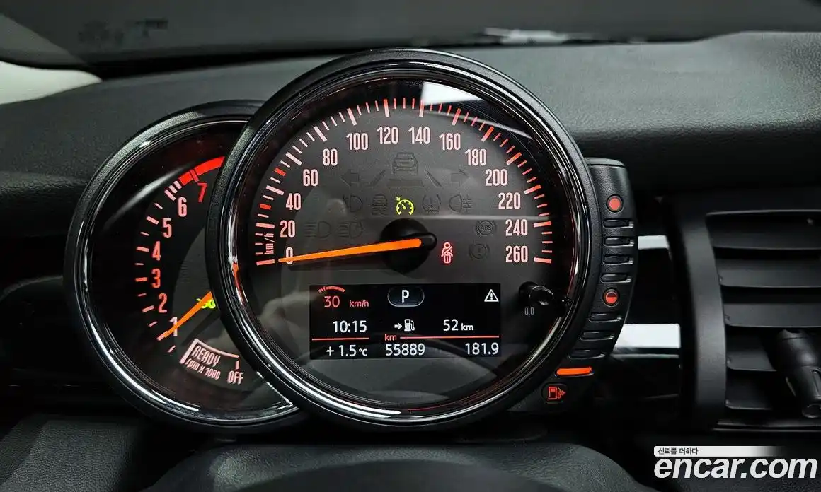 Mini Cooper 2015 1.5 Автомат в Москве № 226962, фото 8