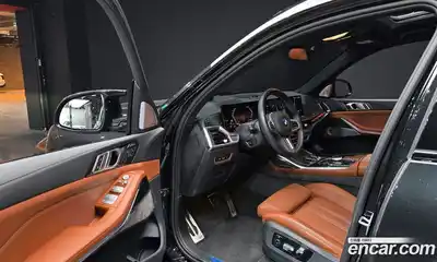 BMW X7 2024 4.4 Автомат в Москве № 228042, миниатюра 2