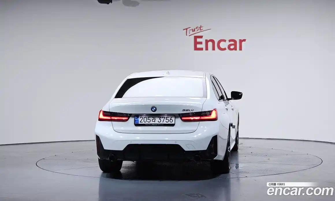 BMW 3-Series 2024 2.0 Автомат в Москве № 228326, фото 18