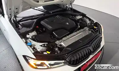 BMW 3-Series 2024 2.0 Автомат в Москве № 228326, миниатюра 2