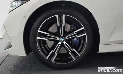 BMW 3-Series 2024 2.0 Автомат в Москве № 228326, миниатюра 8