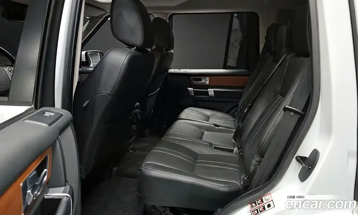 Land Rover Discovery 2013 3.0 Автомат в Москве № 228542, фото 17