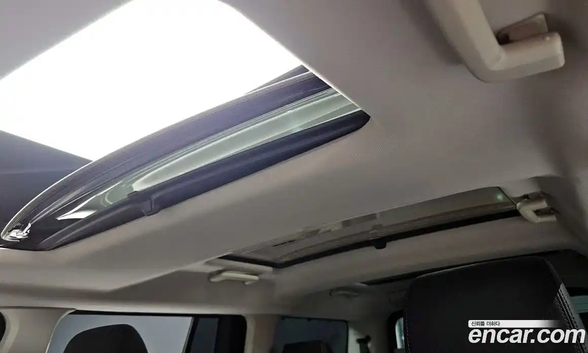 Land Rover Discovery 2013 3.0 Автомат в Москве № 228542, фото 20