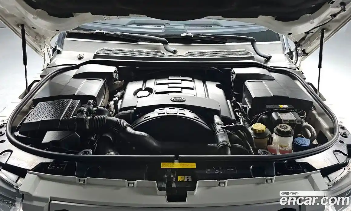 Land Rover Discovery 2013 3.0 Автомат в Москве № 228542, фото 4