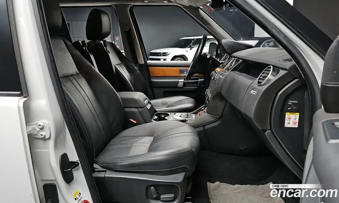 Land Rover Discovery 2013 3.0 Автомат в Москве № 228542, фото 10