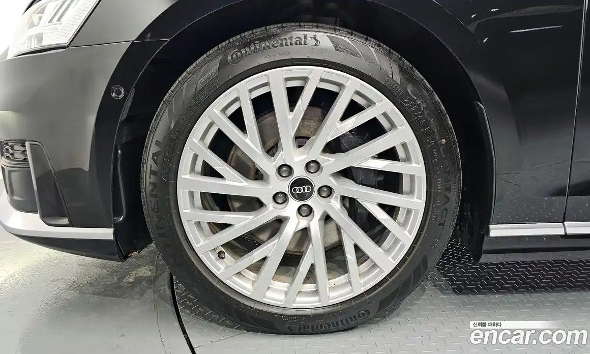 Audi A8 2021 3.0 Автомат в Москве № 230185, фото 2