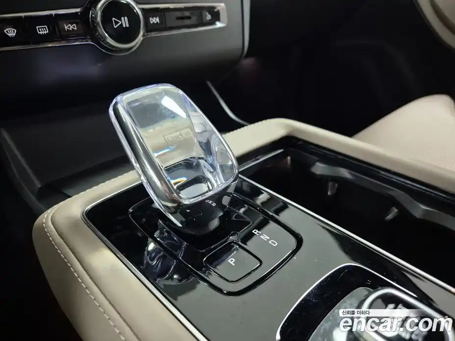 Volvo XC90 2026 2.0 Автомат в Москве № 230730, фото 13