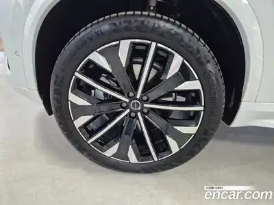 Volvo XC90 2026 2.0 Автомат в Москве № 230730, миниатюра 5