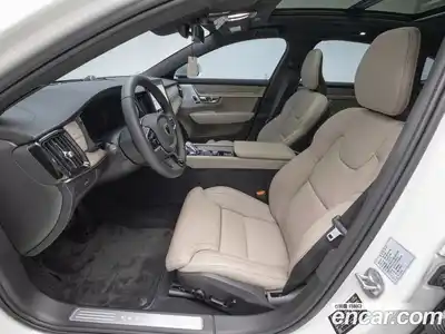 Volvo S90 2026 2.0 Автомат в Москве № 230731, миниатюра 9