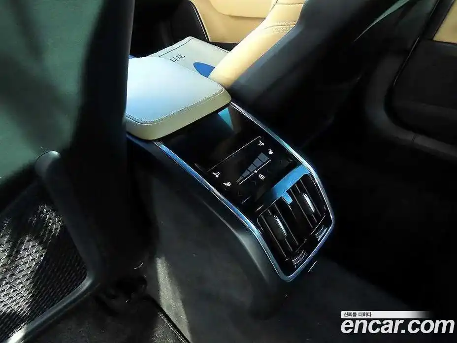 Volvo S90 2024 2.0 Автомат в Москве № 230833, фото 15