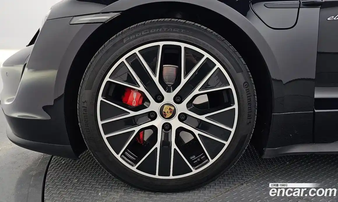 Porsche Taycan 2022 0.1 Автомат в Москве № 230945, фото 11