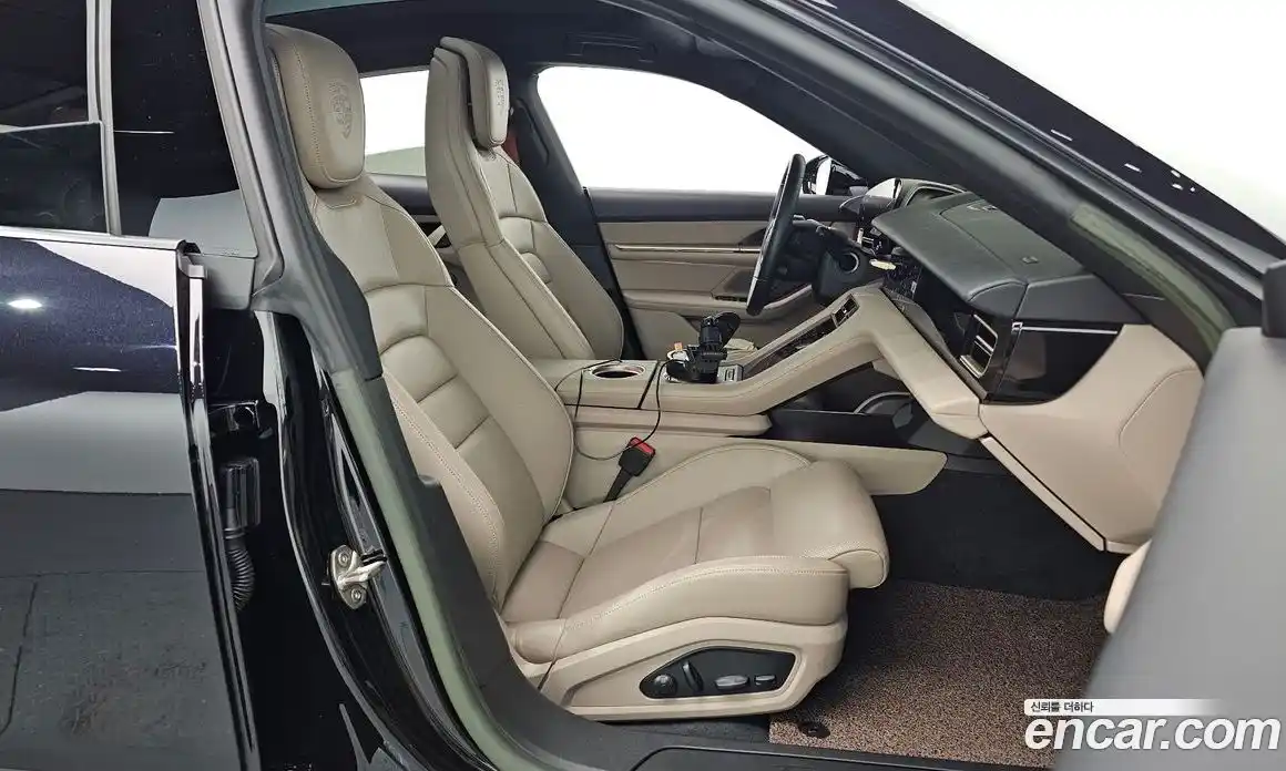 Porsche Taycan 2022 0.1 Автомат в Москве № 230945, фото 14