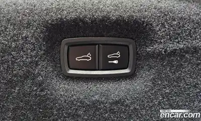 Porsche Taycan 2022 0.1 Автомат в Москве № 230945, миниатюра 5