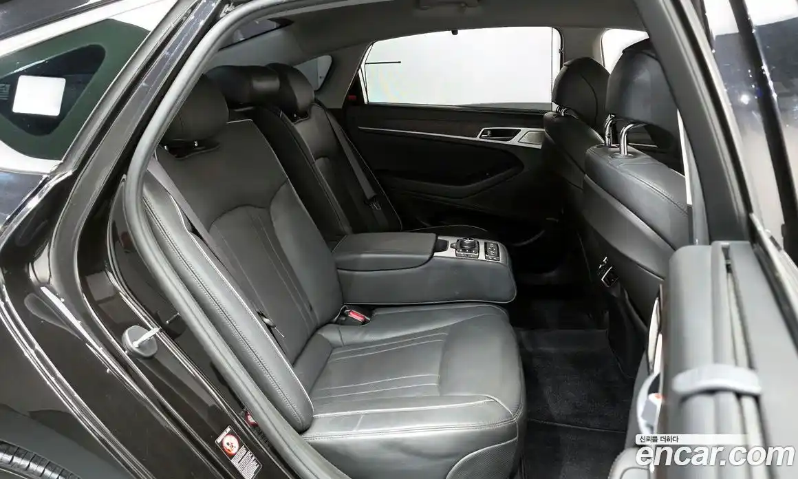 Genesis G80 2019 3.3 Автомат в Москве № 23183, фото 18