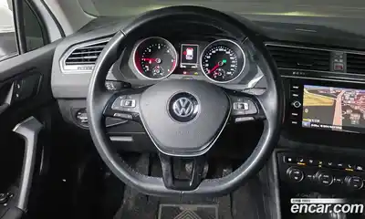 Volkswagen Tiguan 2020 2.0 Автомат в Москве № 232145, миниатюра 8