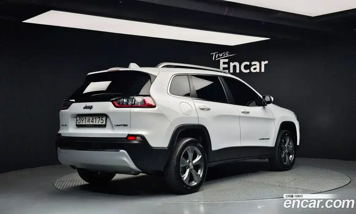 Jeep Cherokee 2021 2.4 Автомат в Москве № 232345, фото 6