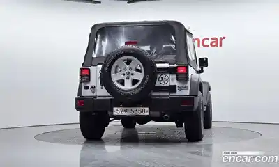 Jeep Wrangler 2017 3.6 Автомат в Москве № 232381, миниатюра 3