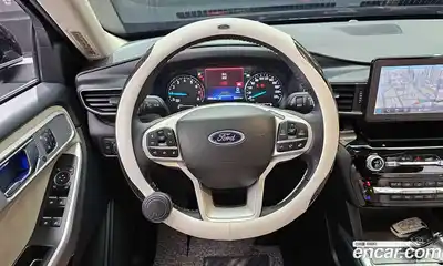 Ford Explorer, 2022