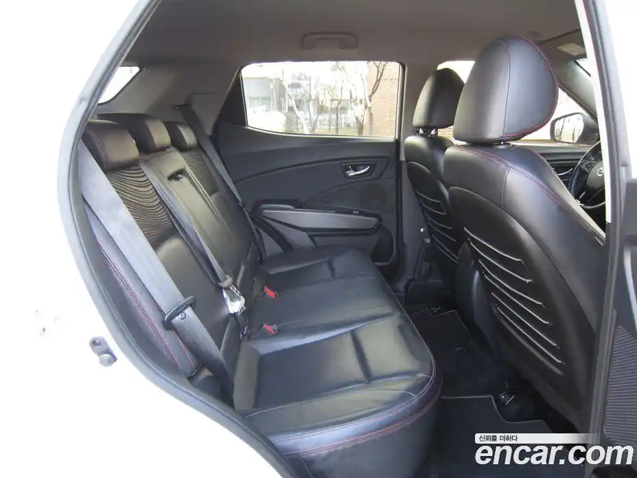 SsangYong TIBOLI 2017 1.6 Автомат в Москве № 236931, фото 12