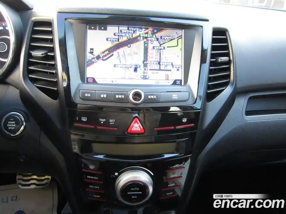 SsangYong TIBOLI 2017 1.6 Автомат в Москве № 236931, фото 13