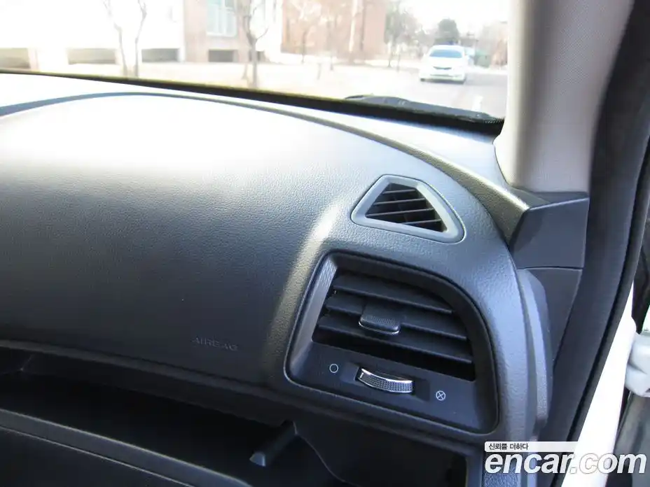 SsangYong TIBOLI 2017 1.6 Автомат в Москве № 236931, фото 18