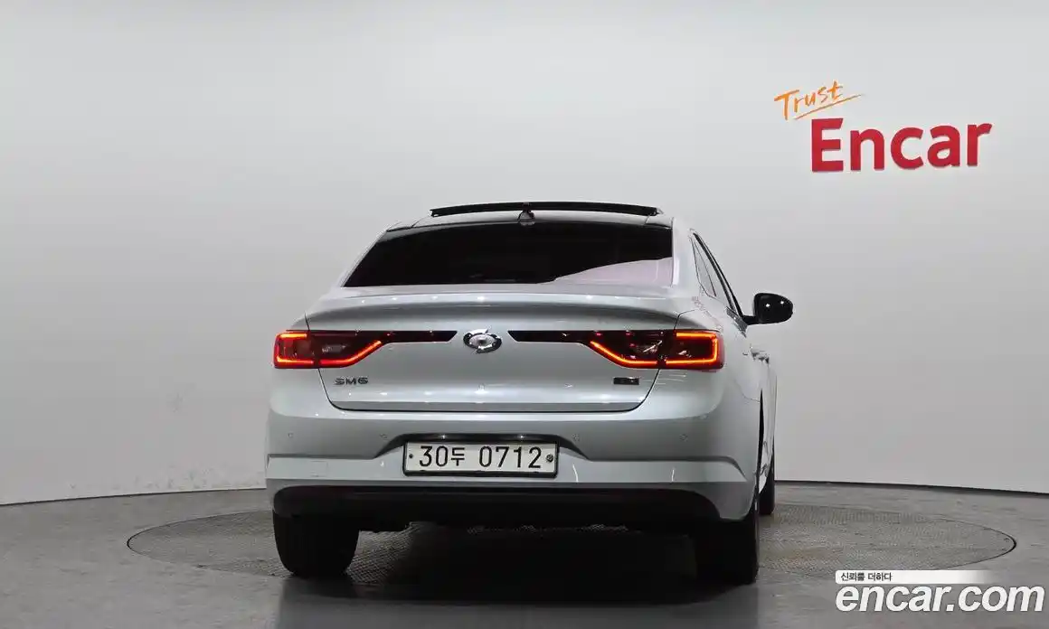 Renault SM6 2016 2.0 Автомат в Москве № 242012, фото 4