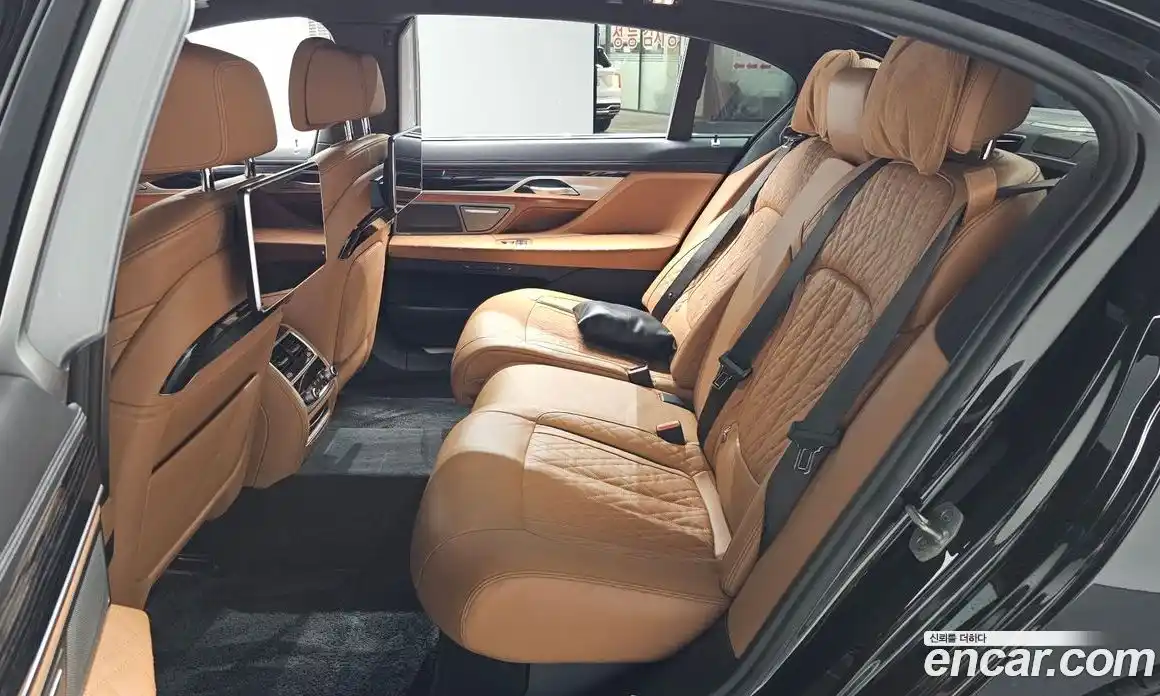 BMW 7-Series 2022 3.0 Автомат в Москве № 248298, фото 3